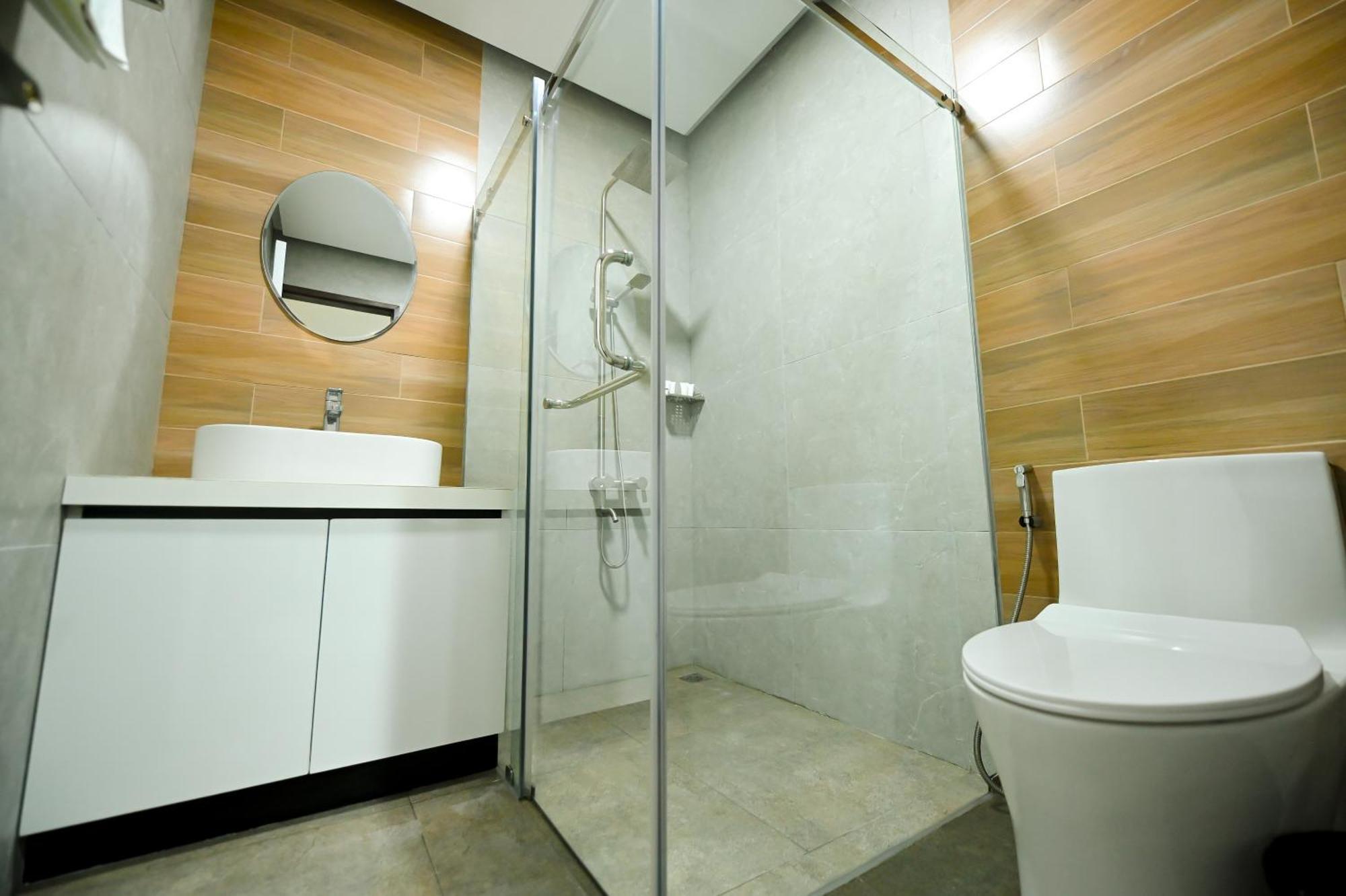 Blue Harbor Hotel Calapan Екстер'єр фото